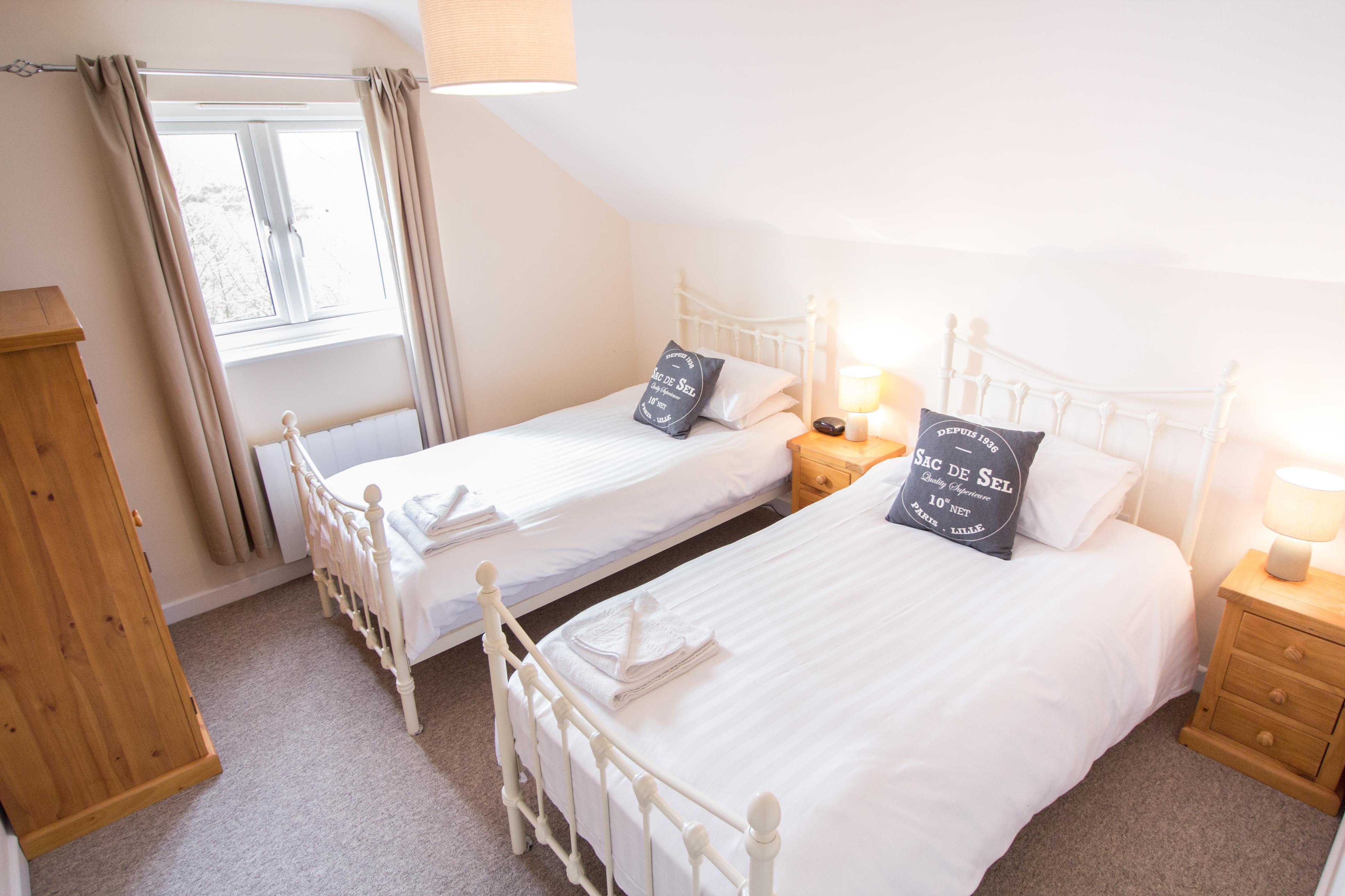 Seaview Holidays - Salterns Village Экстерьер фото